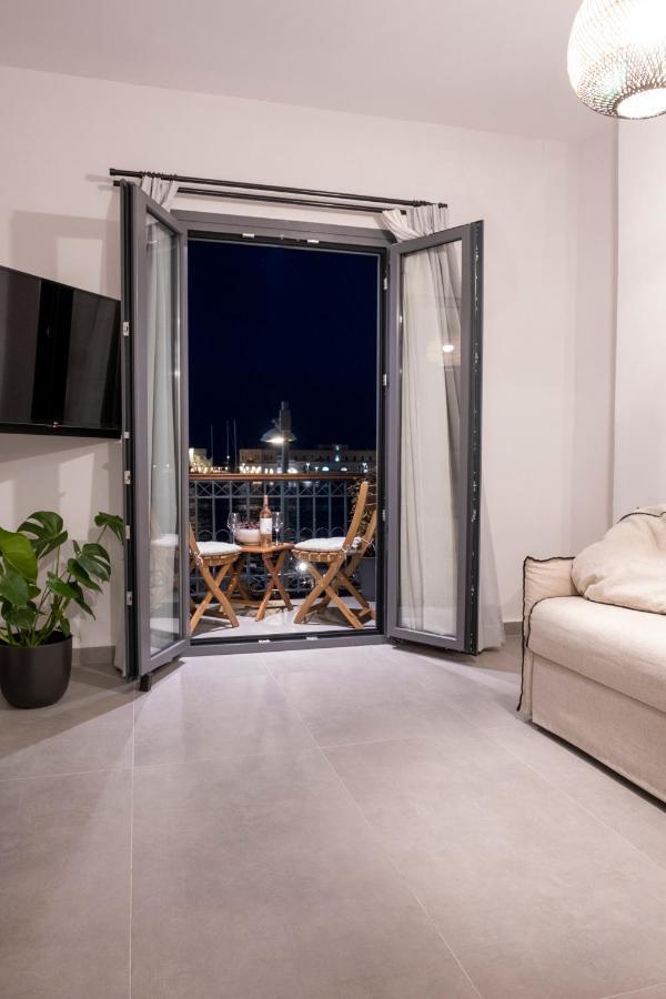 Venus Luxury Apartment แอร์มูโปลี ภายนอก รูปภาพ