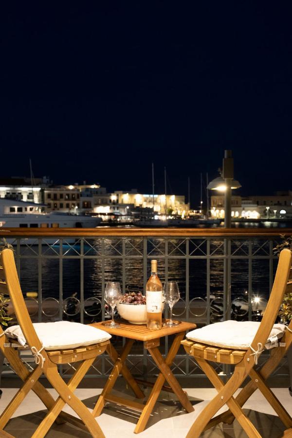 Venus Luxury Apartment แอร์มูโปลี ภายนอก รูปภาพ