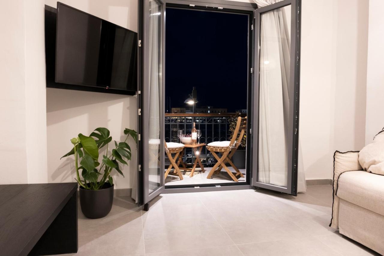 Venus Luxury Apartment แอร์มูโปลี ภายนอก รูปภาพ