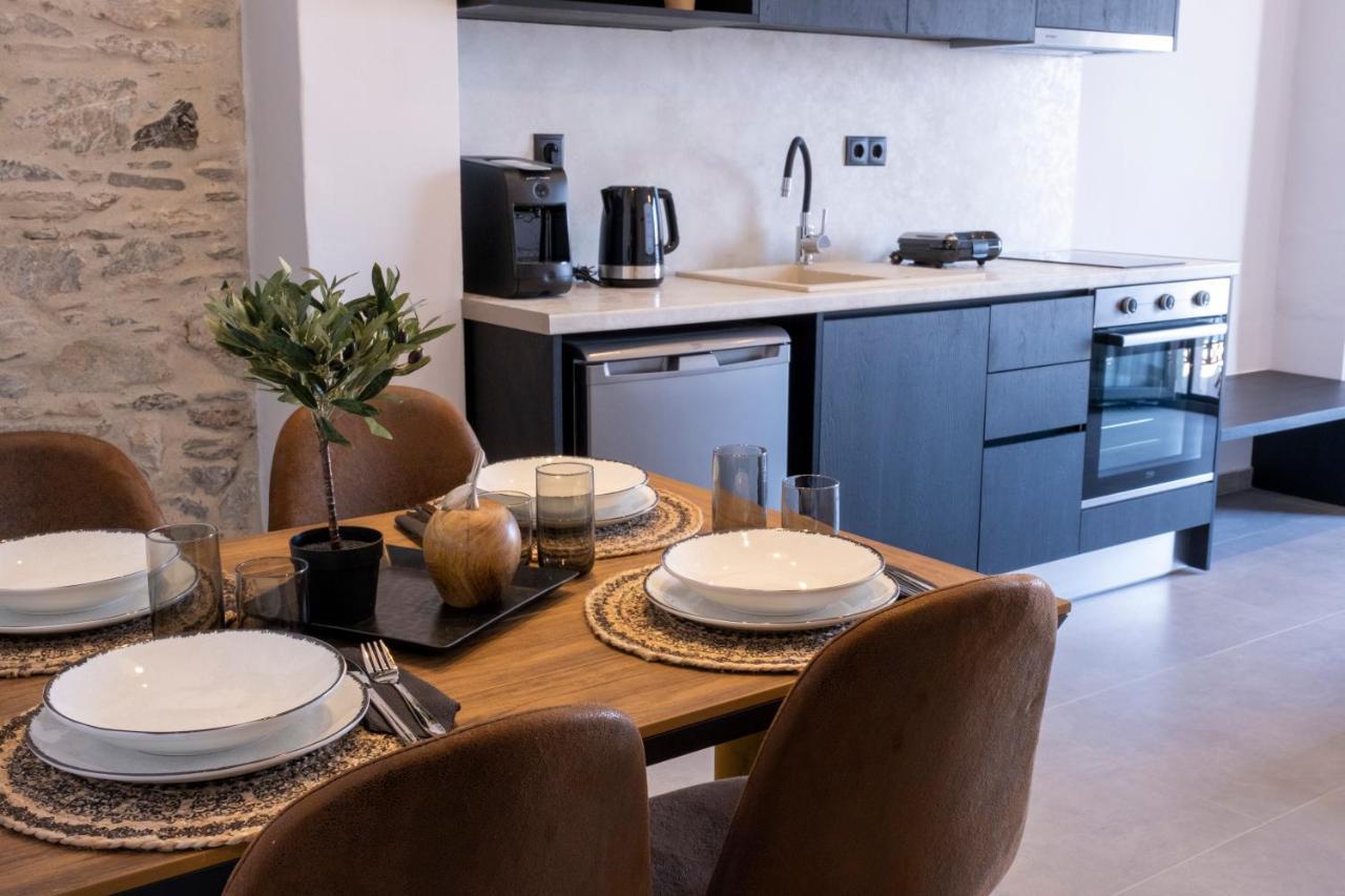 Venus Luxury Apartment แอร์มูโปลี ภายนอก รูปภาพ