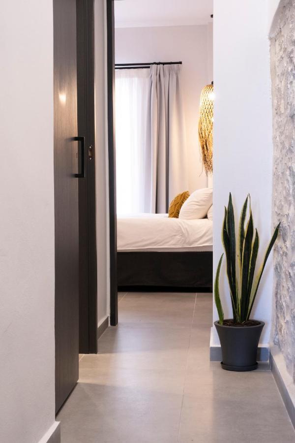 Venus Luxury Apartment แอร์มูโปลี ภายนอก รูปภาพ