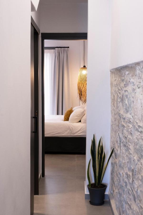 Venus Luxury Apartment แอร์มูโปลี ภายนอก รูปภาพ