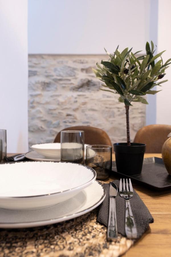 Venus Luxury Apartment แอร์มูโปลี ภายนอก รูปภาพ